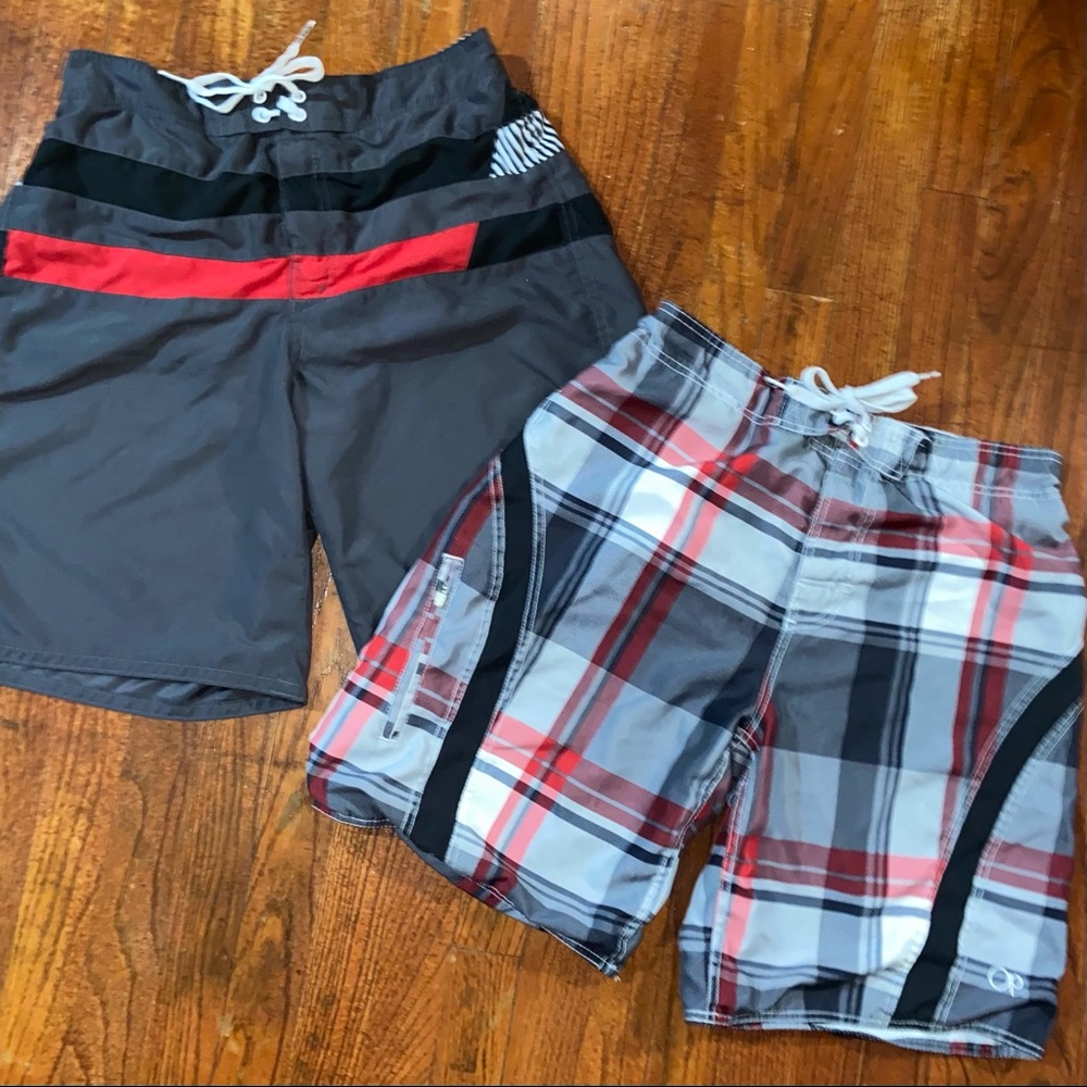 Men’s medium swim trunks